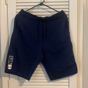 Under Armour Cotton Athletic Shorts Blue size L